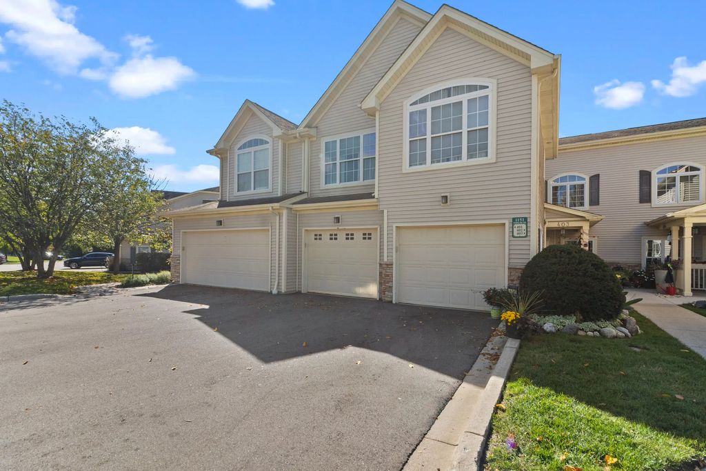 1151 Townline Rd 403, Lake Geneva