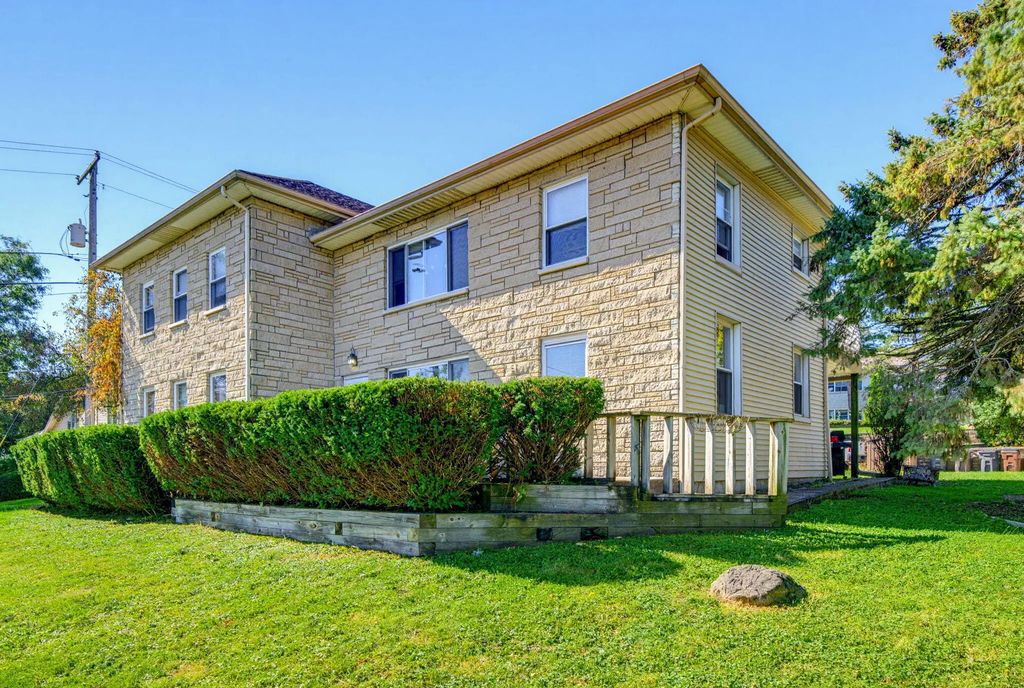 11102 W Forest Home Ave 11104, Franklin