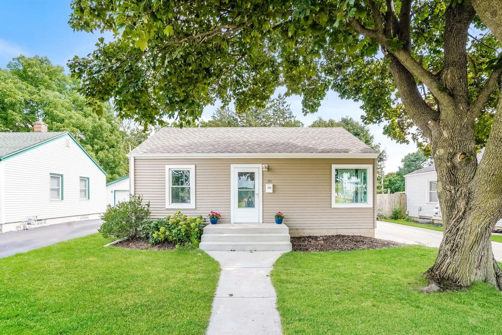 181 Walton Ave, Waukesha