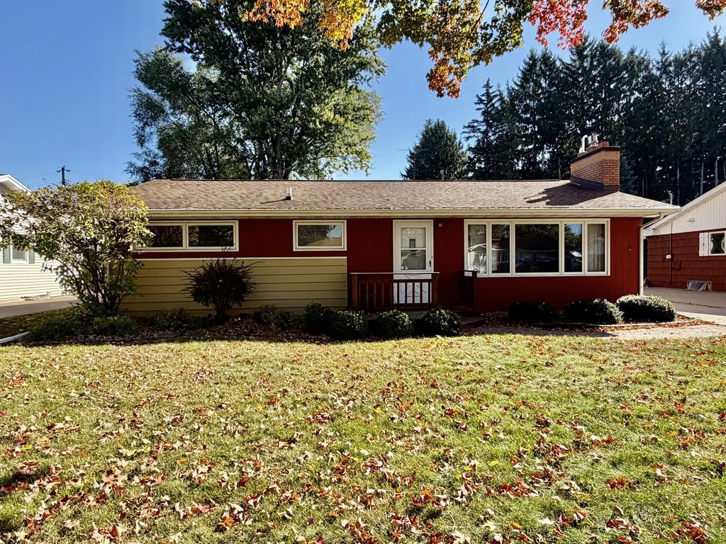 2317 31st St S, La Crosse