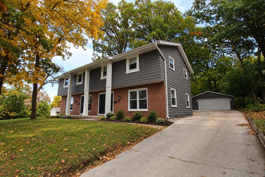457 N Grandview Blvd 459, Waukesha