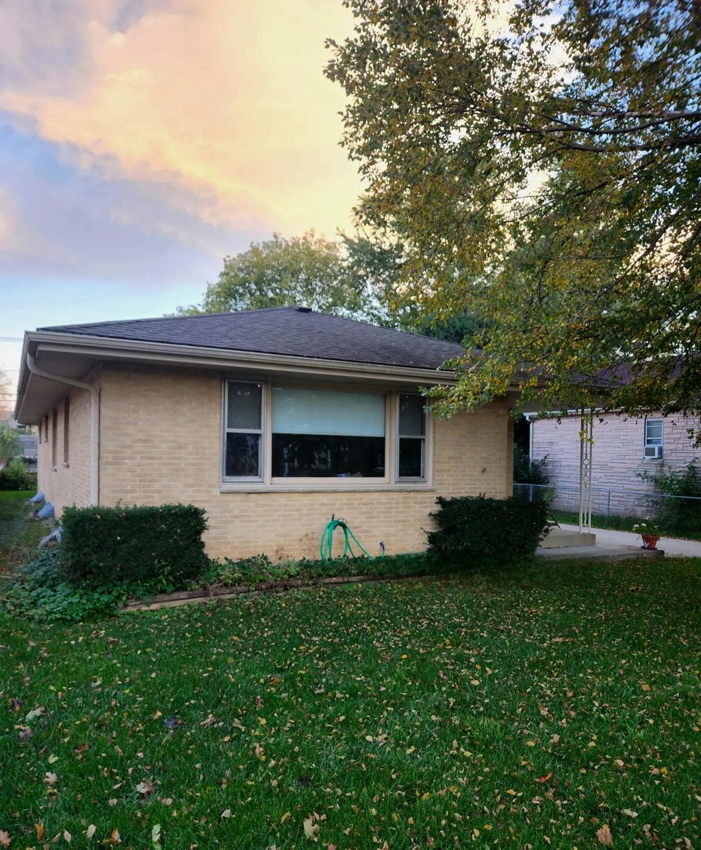 1202 S 118th St, West Allis