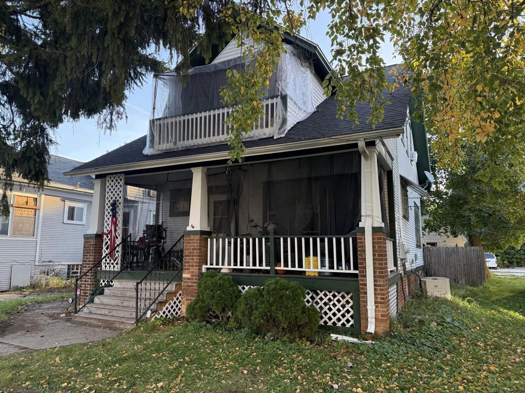 6329 26th Ave, Kenosha