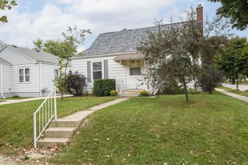 3476 S Brust Ave, Milwaukee