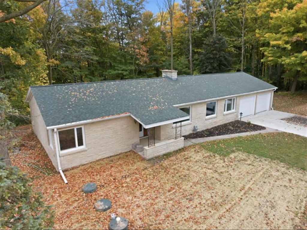 3309 State Highway 42 Hwy, Newton