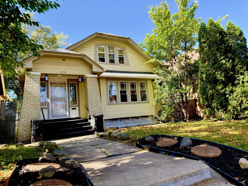 3939 N 26th St, Milwaukee