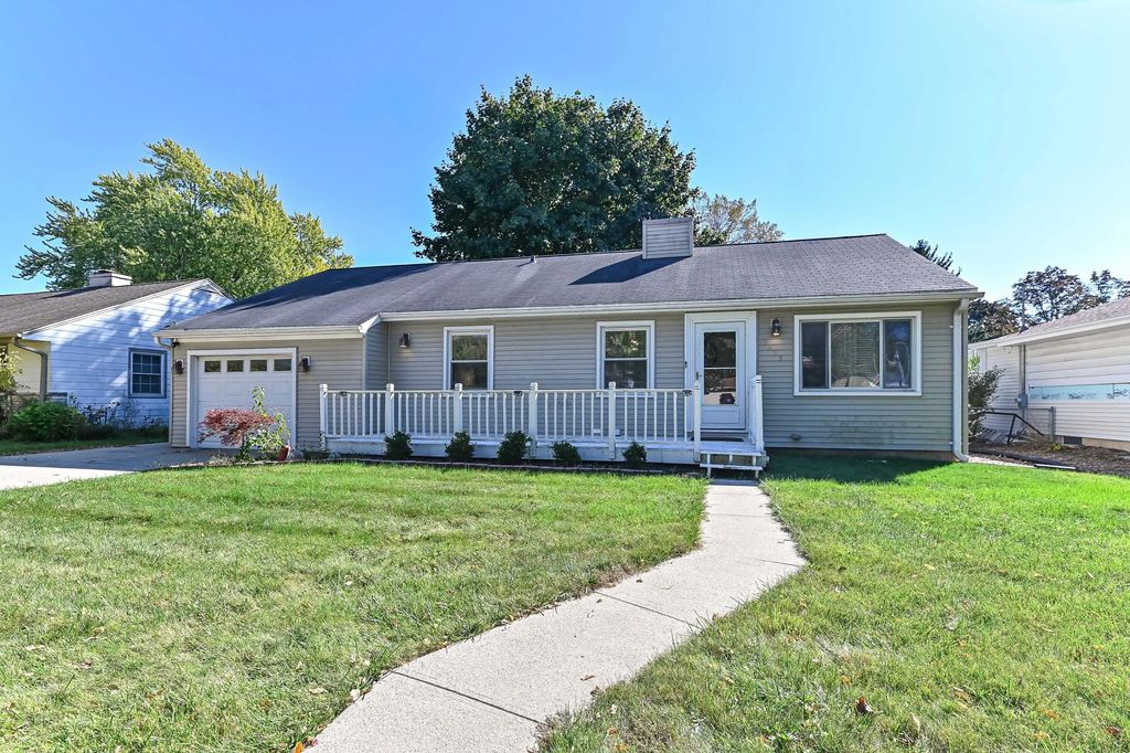 3419 W Parnell Ave, Milwaukee