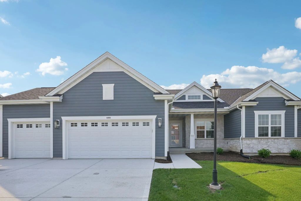9282 S Overlook Way, Franklin