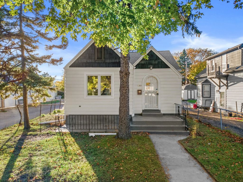 6017 N 37th St, Milwaukee