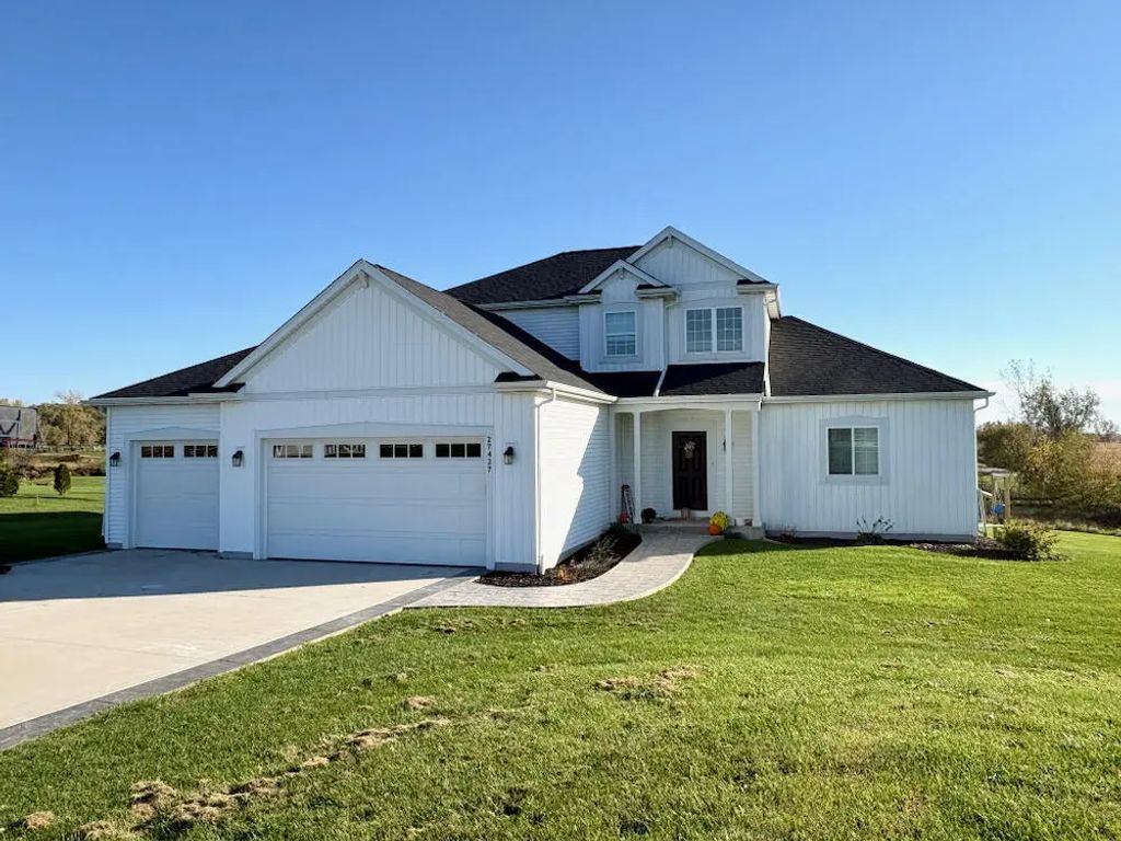 27427 Dover View Ln, Waterford