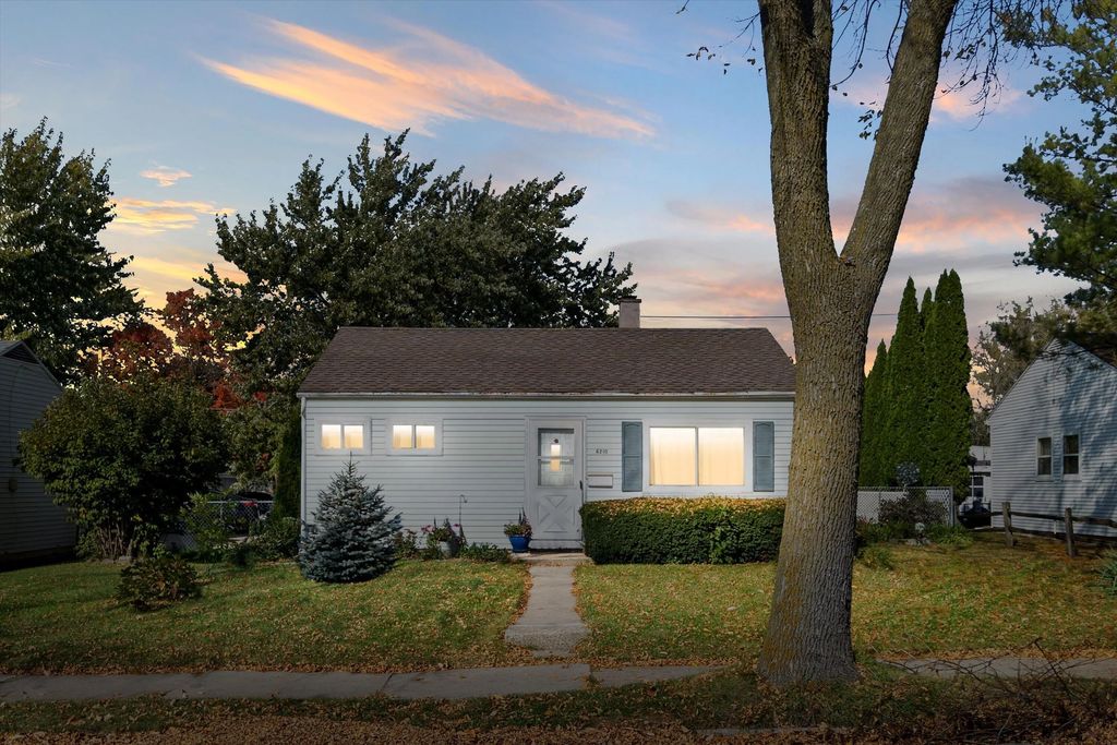 6210 W Morgan Ave, Milwaukee