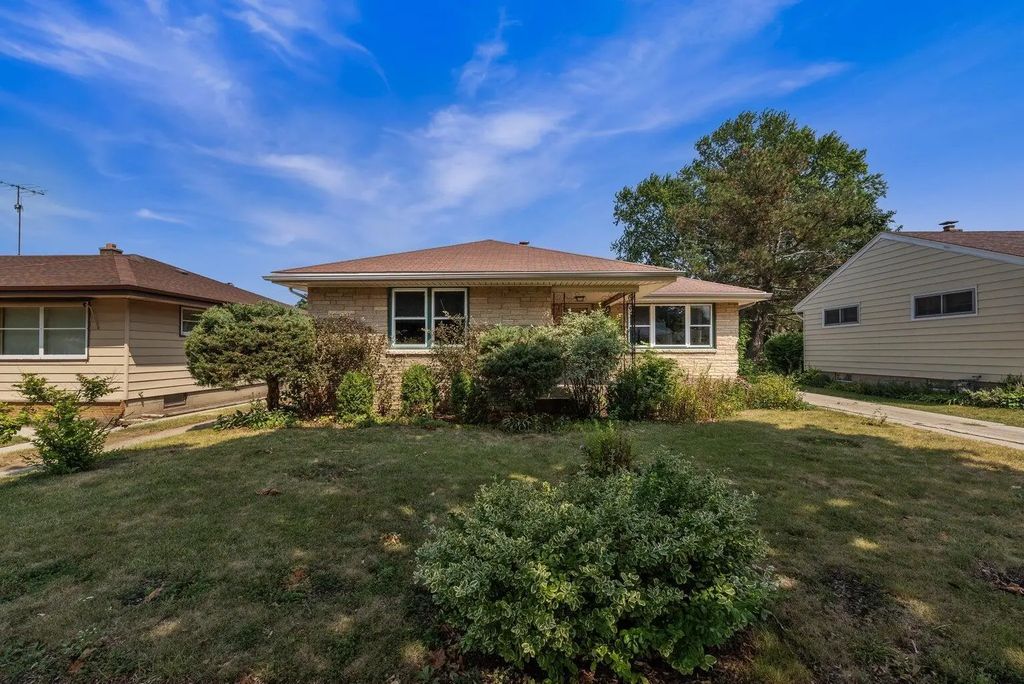 4126 N 80th St, Milwaukee