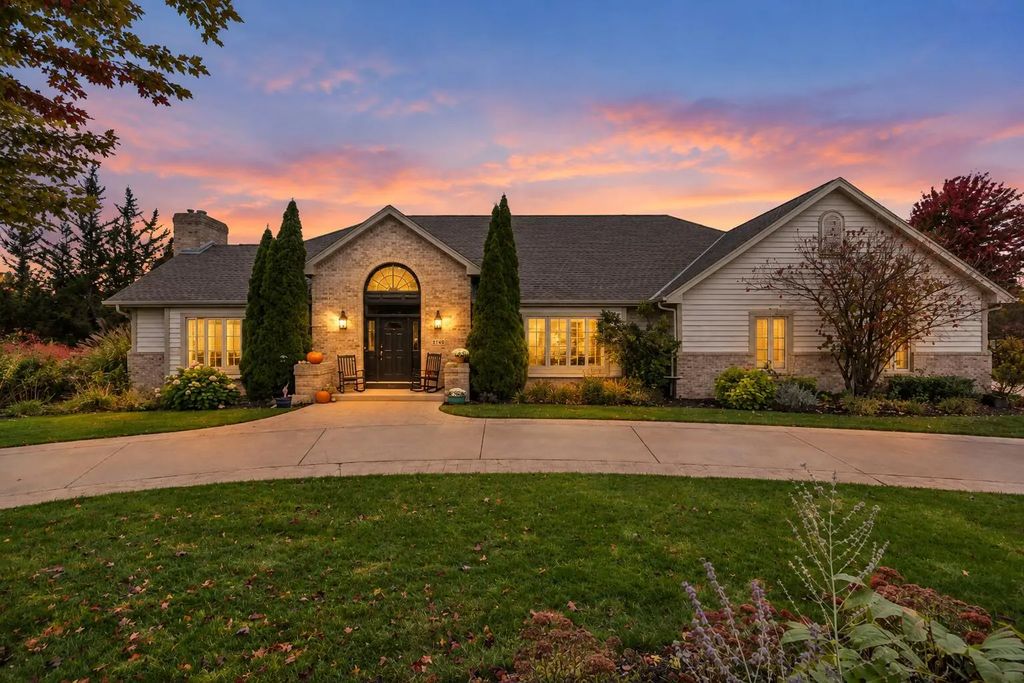 5740 Woodland Hills Dr, Mount Pleasant