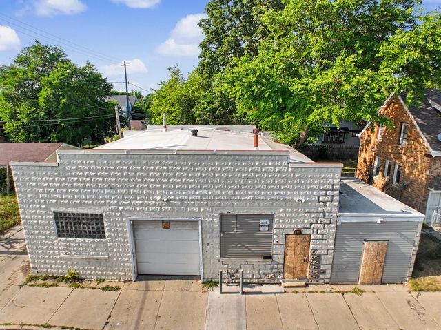 3103 N 28th St, Milwaukee