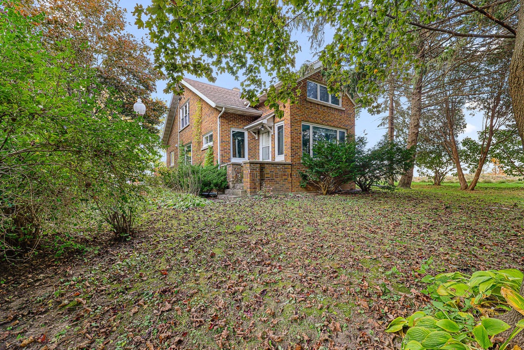 W644 State Road 67, Lomira