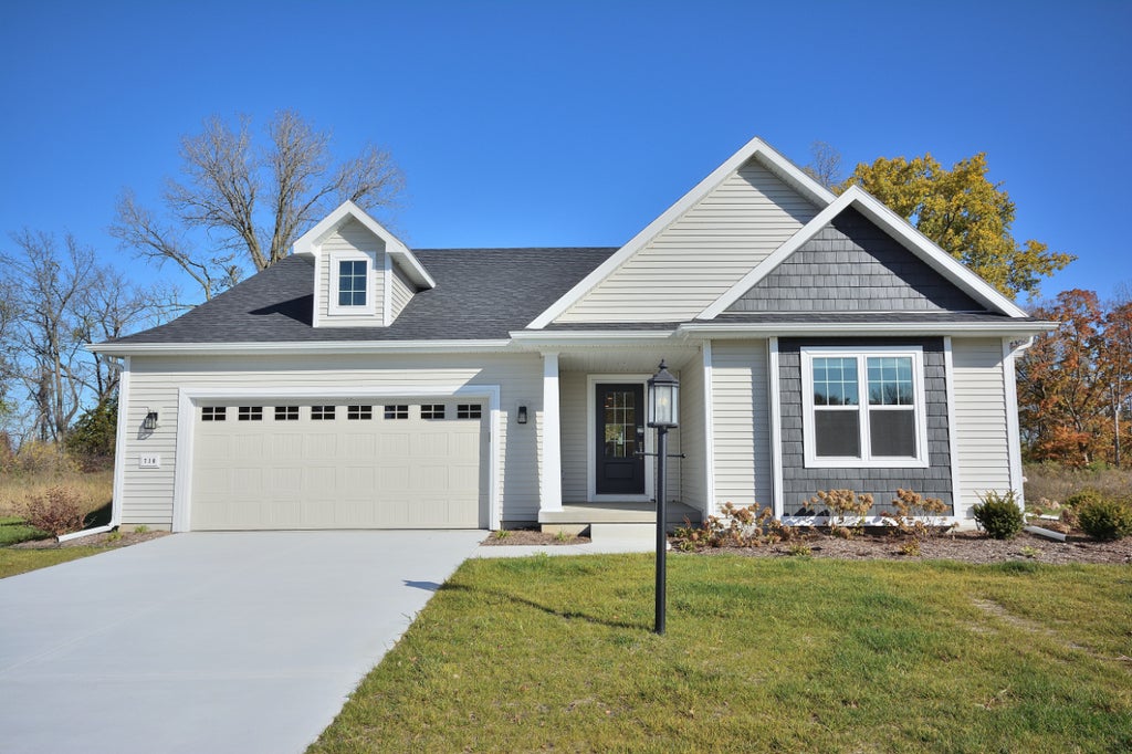 710 5 Mile Rd, Caledonia