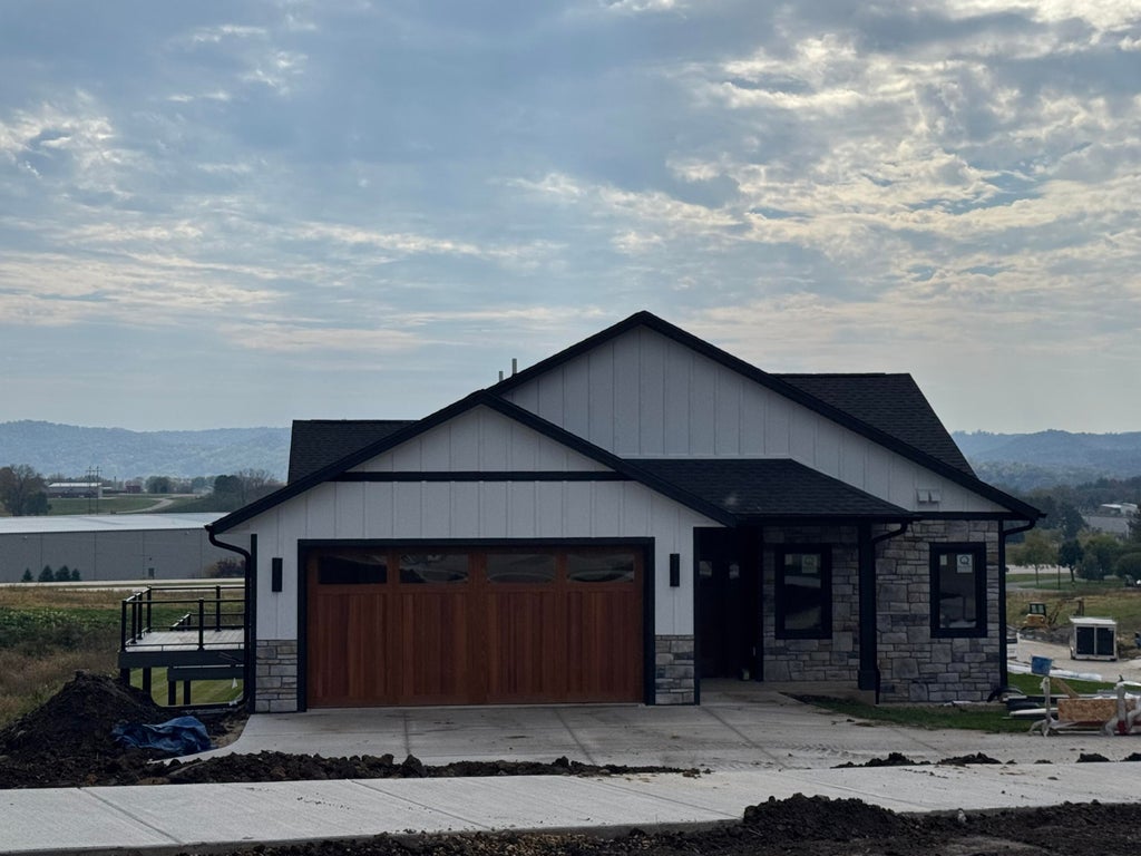 4080 Brooke Elizabeth, Onalaska