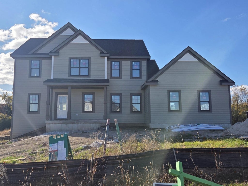 9875 N Cygnet Ct, Mequon