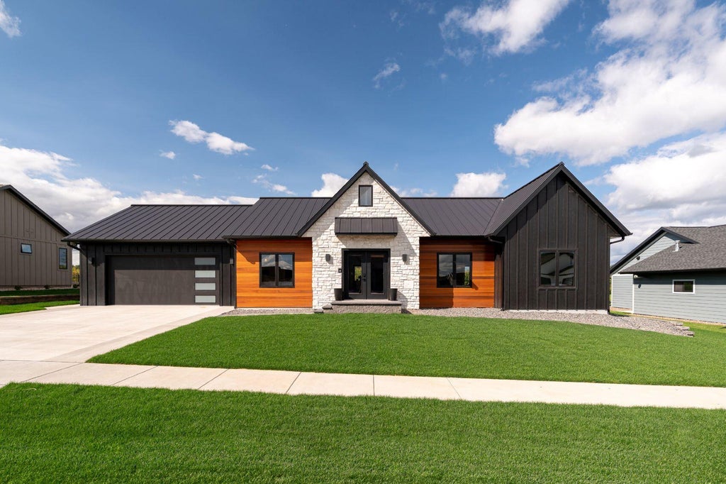 251 Weston Rd, Holmen