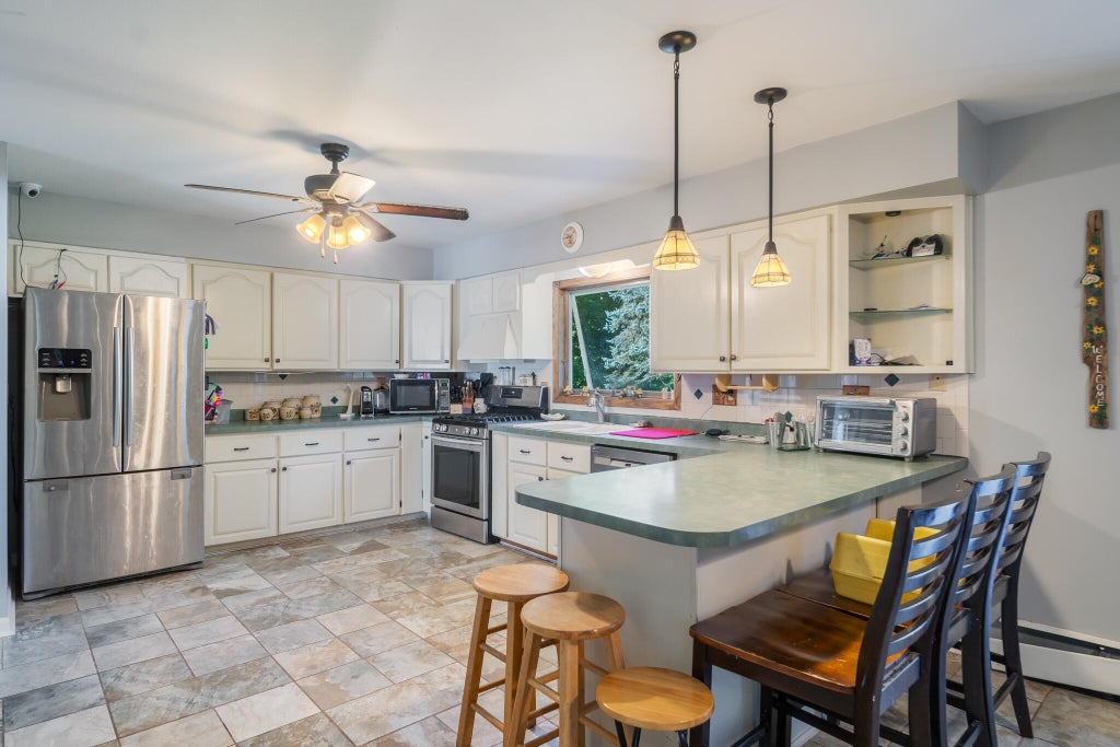 101 Deppiesse Rd, Random Lake