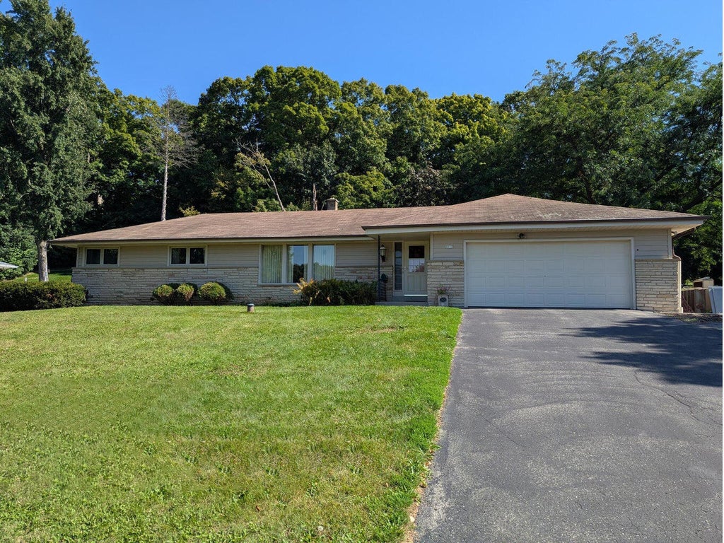 4612 S Shore Ave, Polk