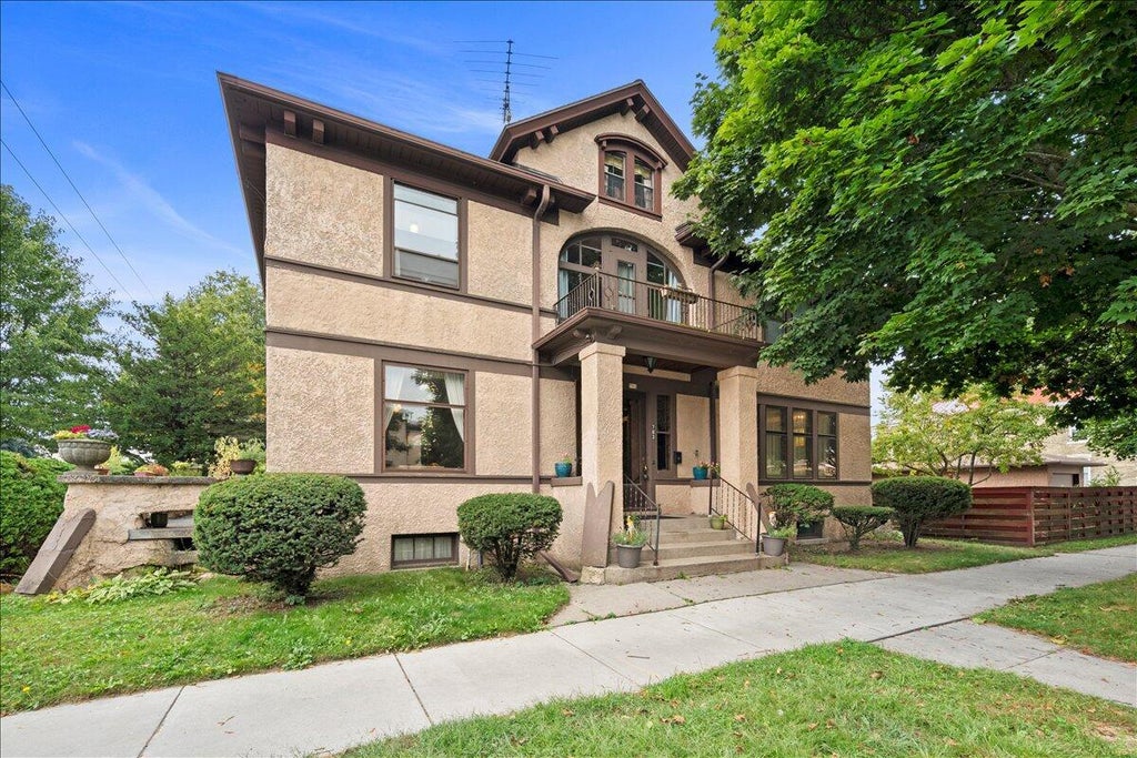 703 St Clair Ave, Sheboygan