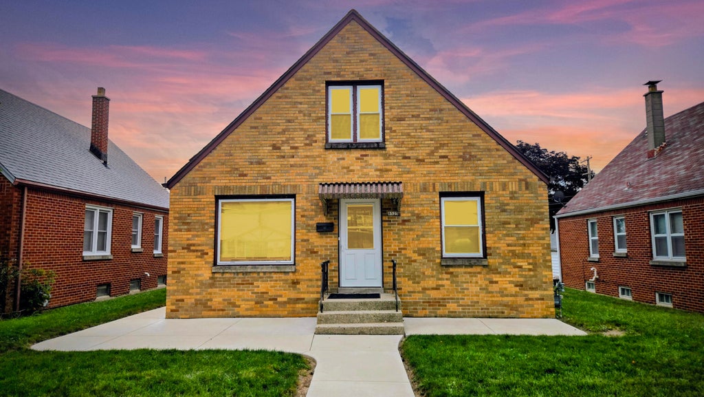 8525 W Lisbon Ave, Milwaukee