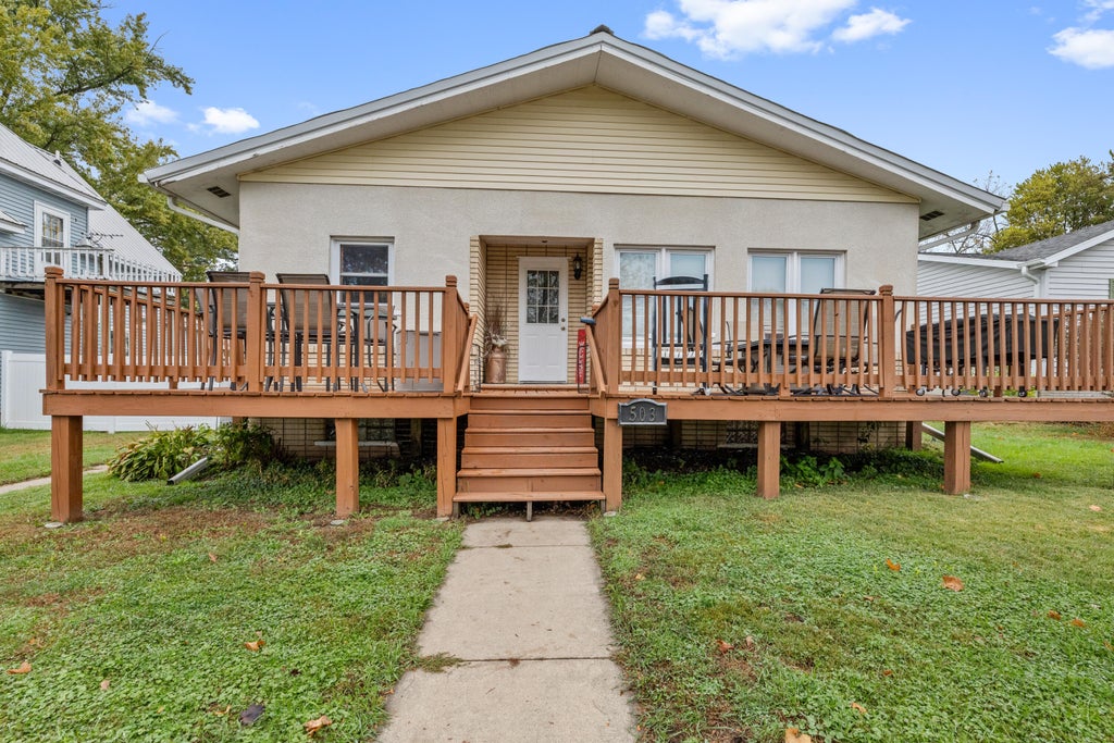 503 Rushford, Rushford