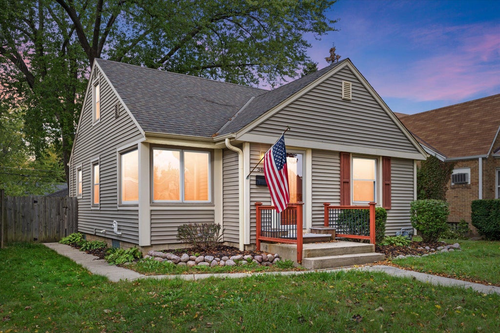 3407 N 88th St, Milwaukee