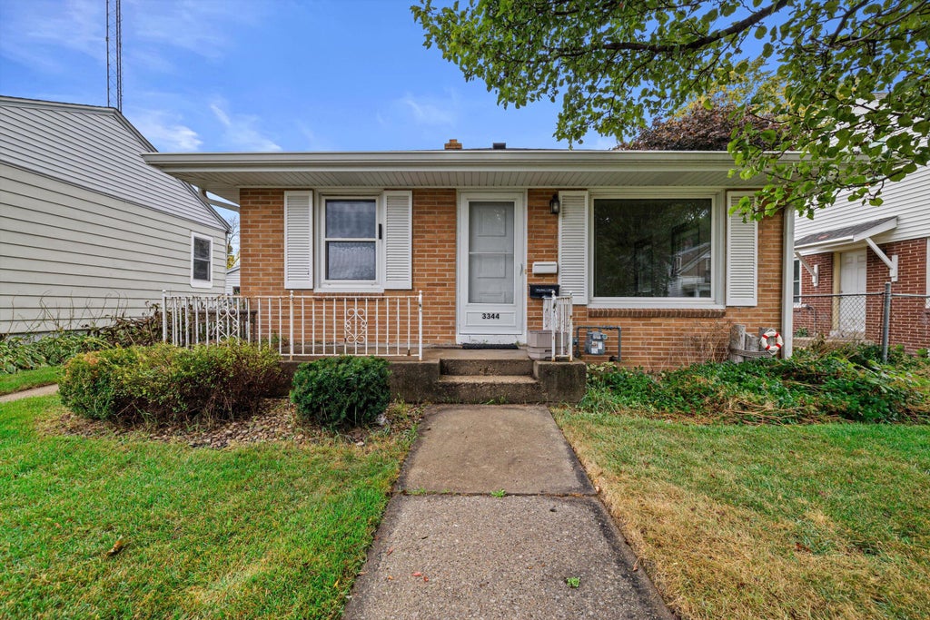 3344 9th Ave, Racine