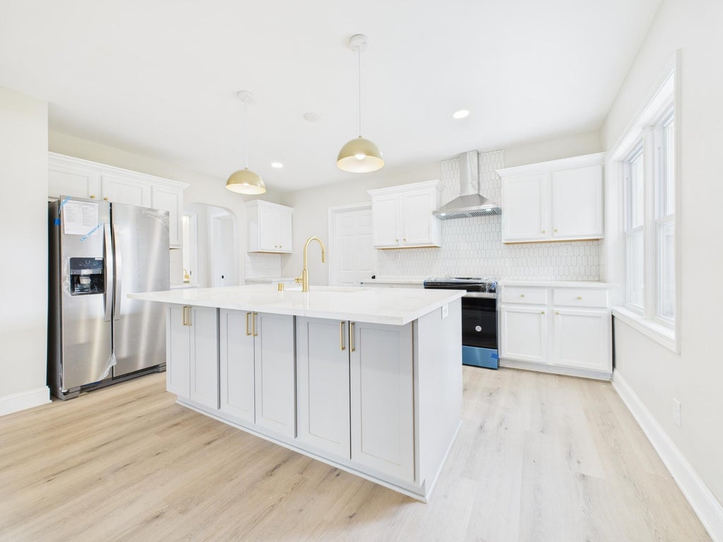 13660 W Burleigh Rd, Brookfield