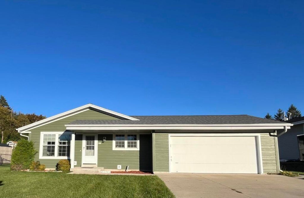 411 Prairie Hill Way, Waterford