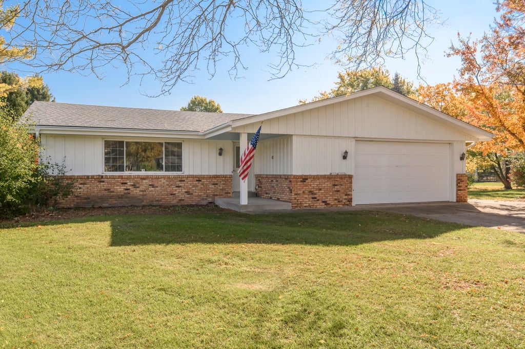 W163n10968 Briarcliff, Germantown