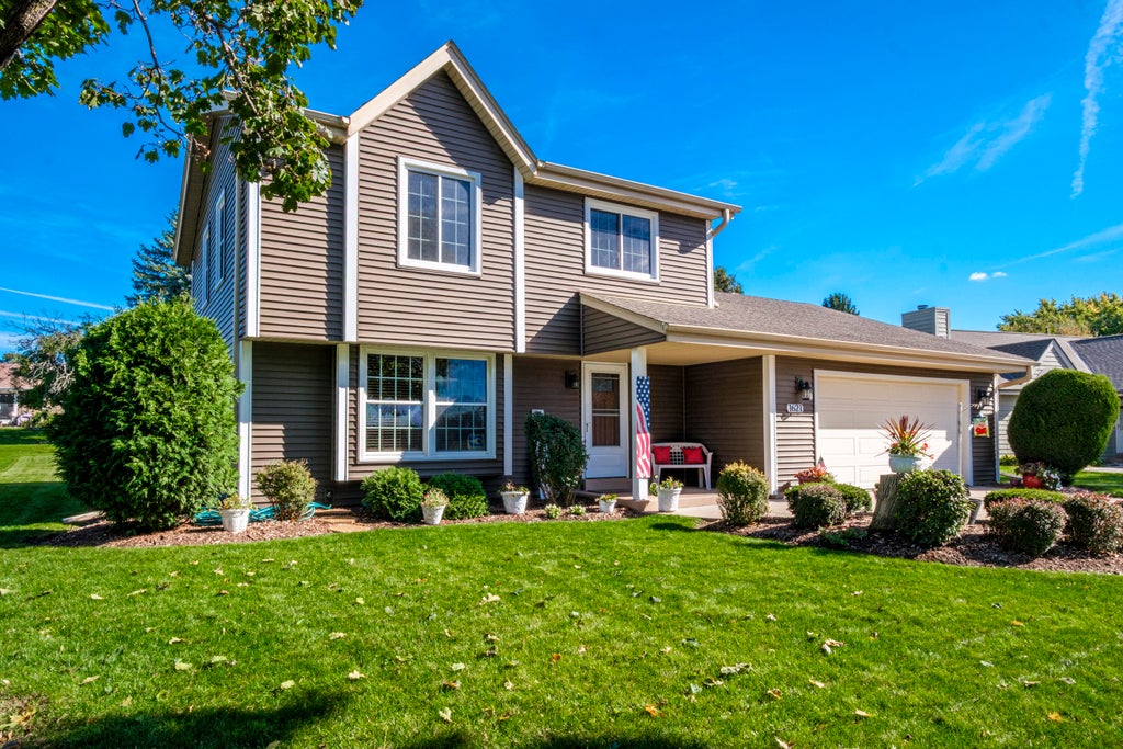 1621 Fox River, Waukesha