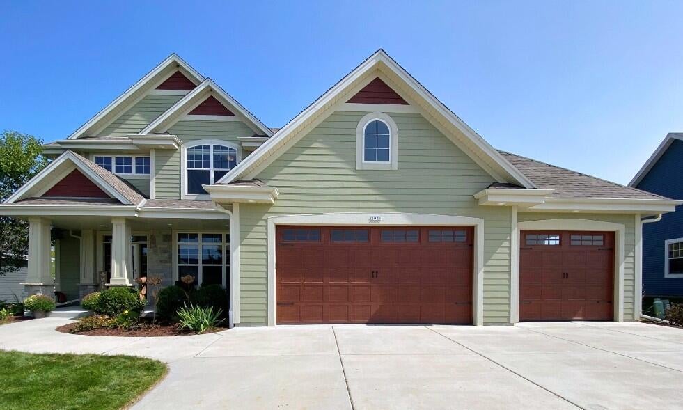 2064 Yuma Ct, Grafton