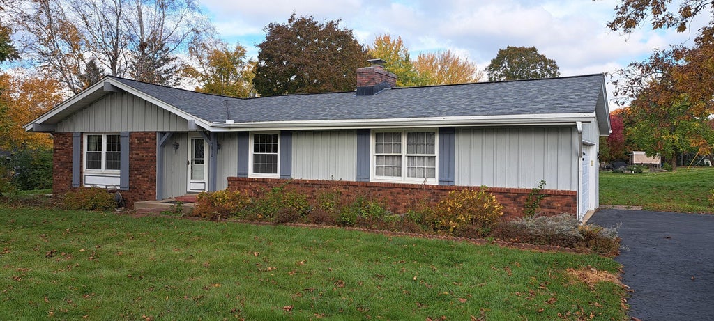 5810 S Balmoral Dr, New Berlin