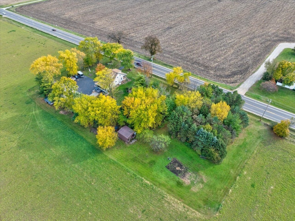 W5950 Highway 12 -, La Grange