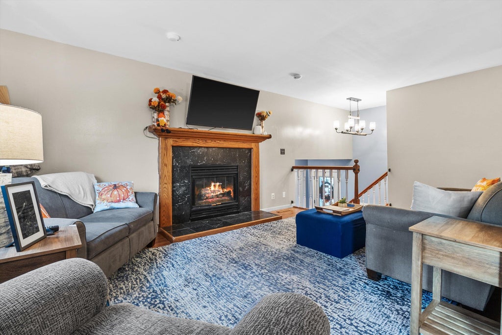 206 Devils Ln, Walworth