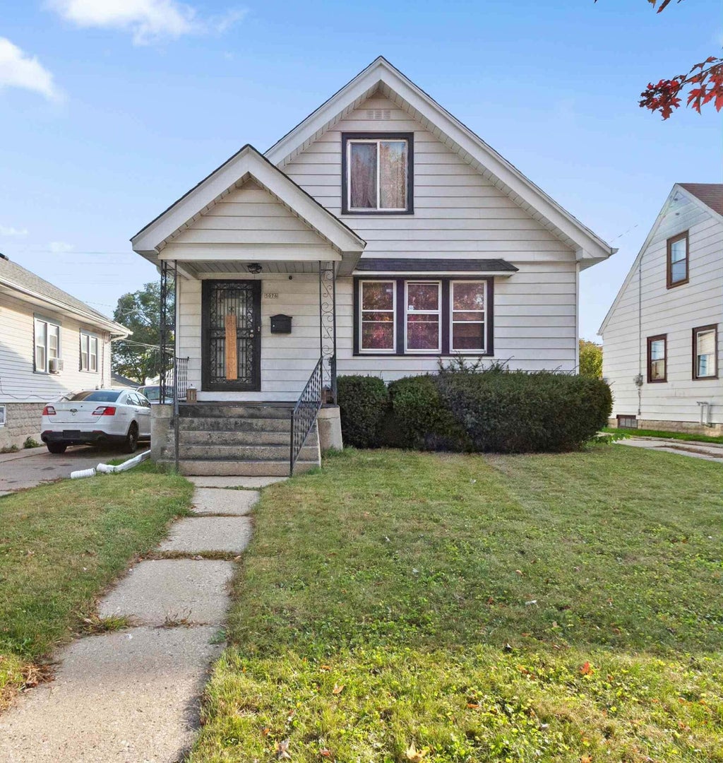 5076 N 47th St, Milwaukee