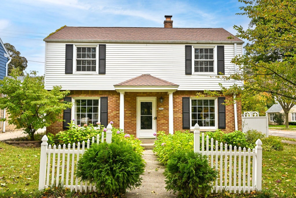 2902 N 68th, Milwaukee