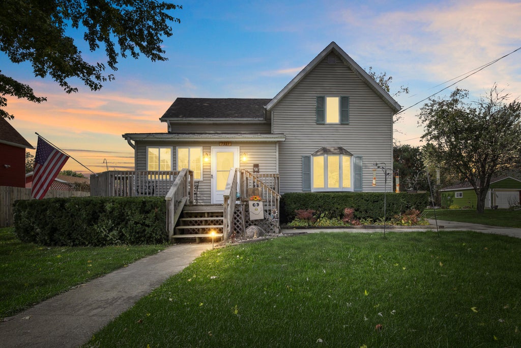 7337 N Vine St, Lannon