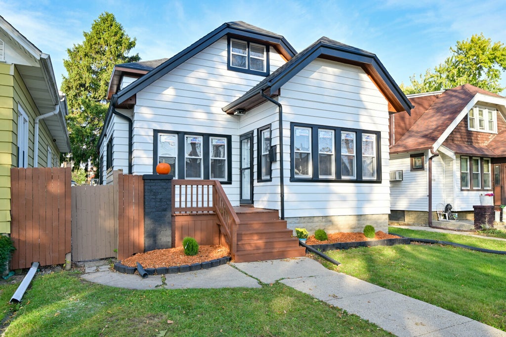 4513 N 37th St, Milwaukee