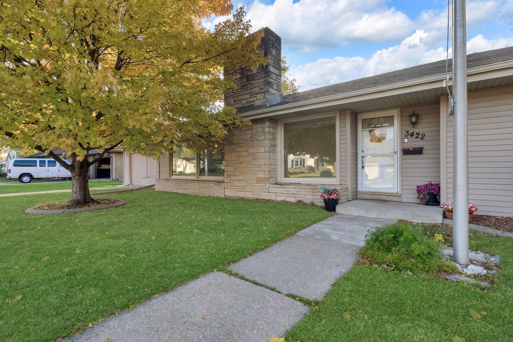 3422 Stratford, Racine