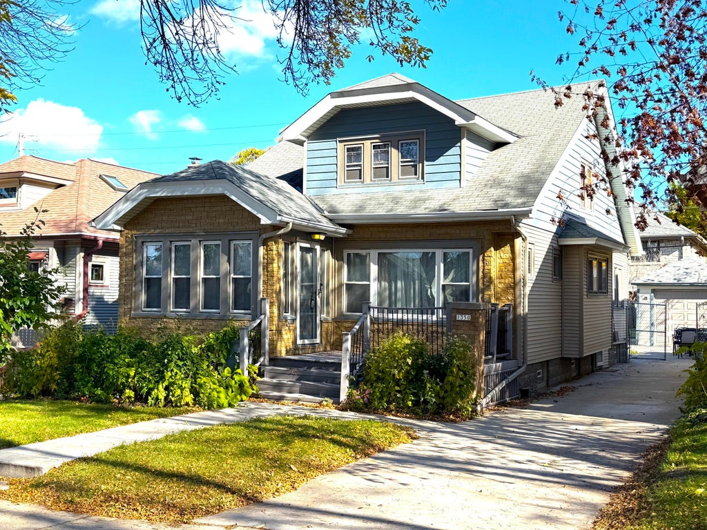 1350 N 55th St, Milwaukee