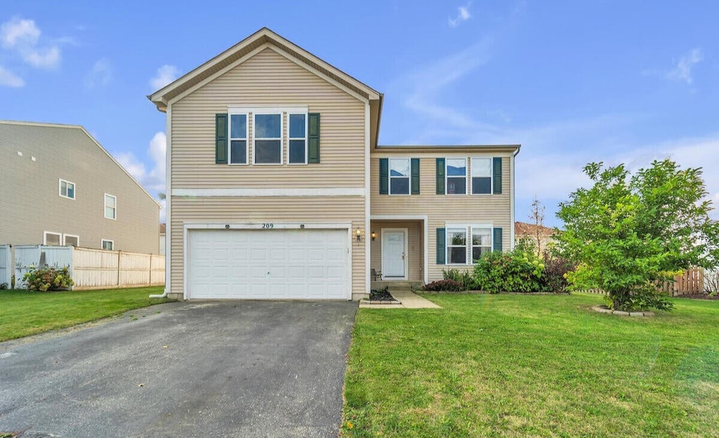 209 W Sunflower, Elkhorn