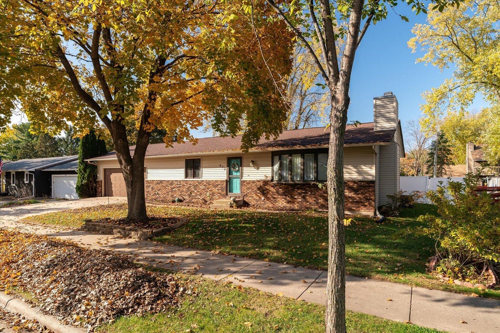 633 11th Ave N, Onalaska