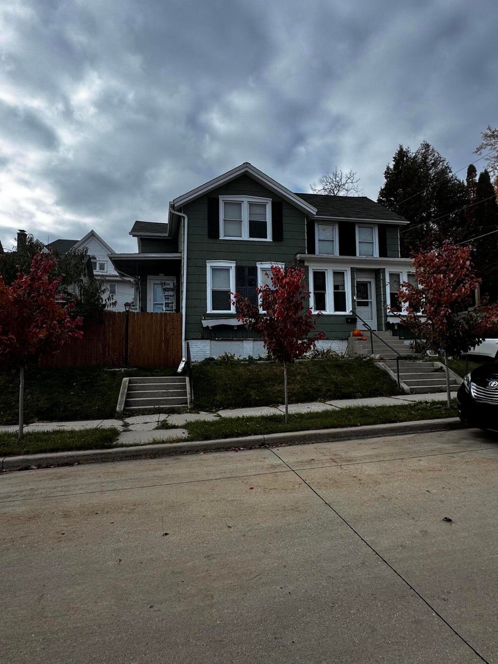 812 N 5th St, Sheboygan