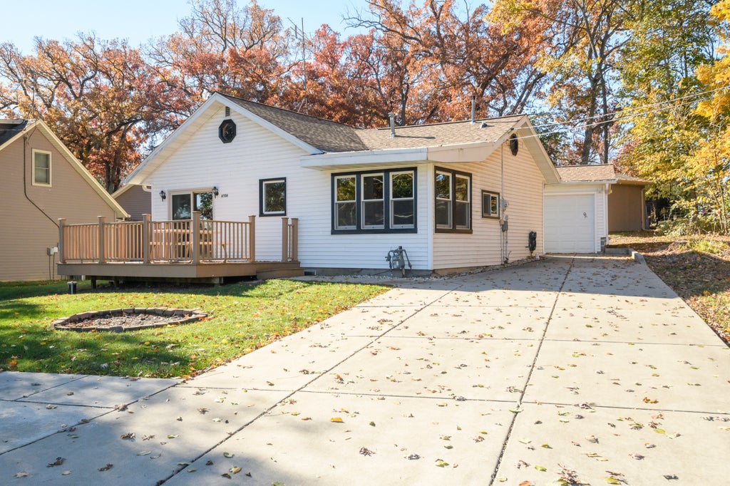 6506 Riverside, Waterford