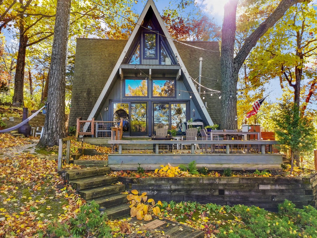 W5417 Lost Nation, La Grange