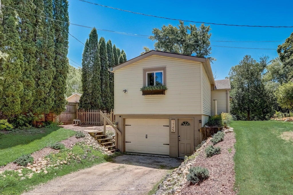 1745 Covered Bridge, Cedarburg